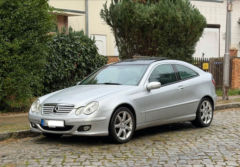 Bild des Angebotes Mercedes-Benz CL 200 Automatik/Xenon/Pano/Tempo/Navi/PDC/SHZ/