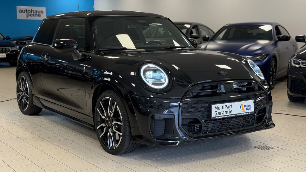 Bild des Angebotes MINI CooperC/Aut/JCW-Tr/Pano/LED/P&DrivAs/JCW-Sportbr
