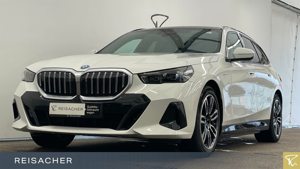 Bild des Angebotes BMW 550e xDrive M-Sport AHK LCPro HUD ACCPro 360° 19