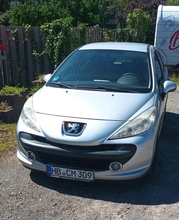 Bild des Angebotes Peugeot 207 Tendance 95 VTi Tendance