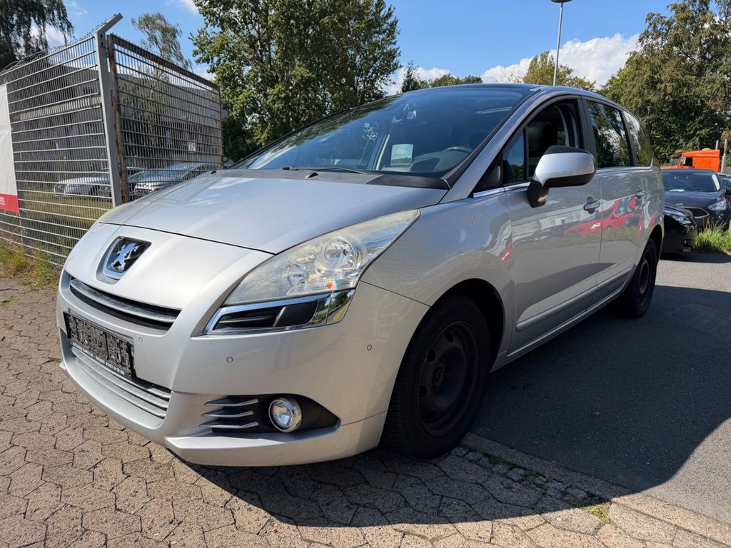 Bild des Angebotes Peugeot 5008 Family