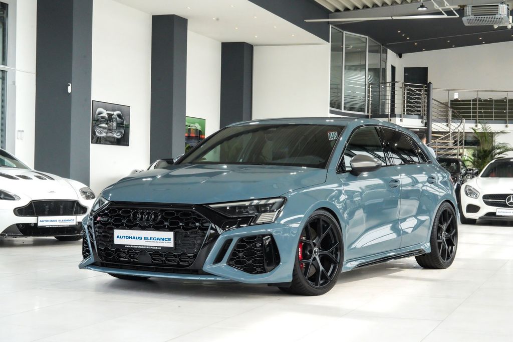Bild des Angebotes Audi RS 3 Sportback quattro*SPORTSITZE*B&O*MATRIX*HUD