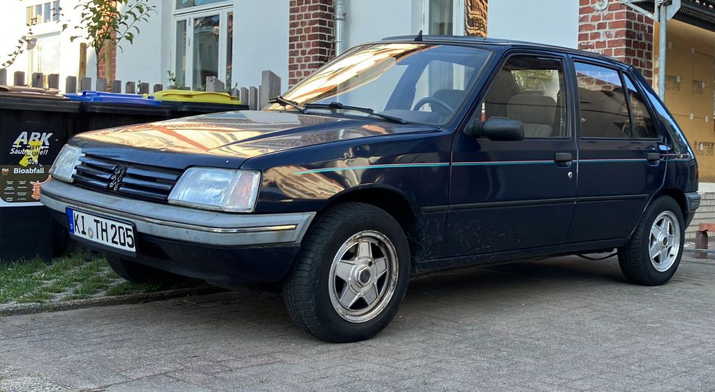 Peugeot 205 Automatic 1.6