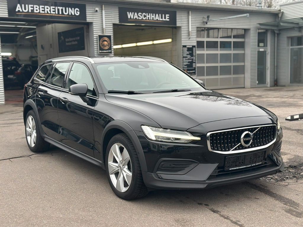 Bild des Angebotes Volvo V60 Cross Country AWD CarPlay* Navi* Automatik*