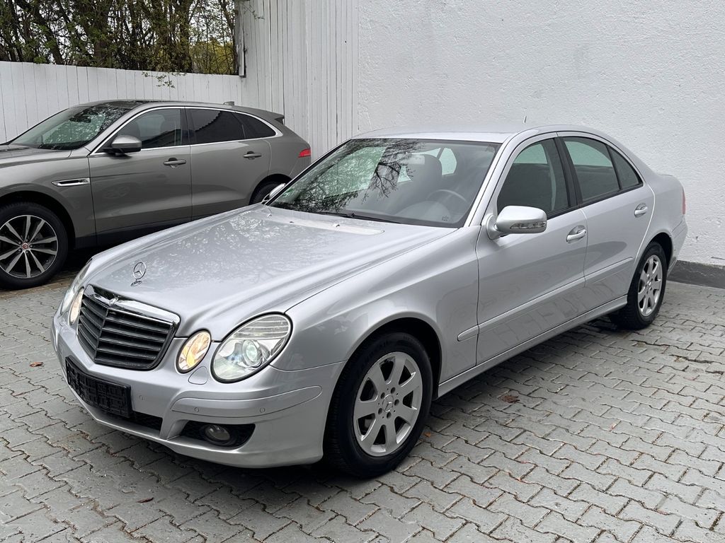 Bild des Angebotes Mercedes-Benz E 230 CGI Limousine/Shz/Klima-Auto/PDC/Navi