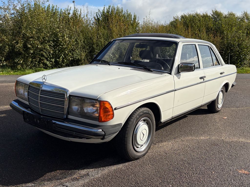 Mercedes-Benz 230E TÜV NEU *Voll-Scheckheft* 2.Hand HZulassung