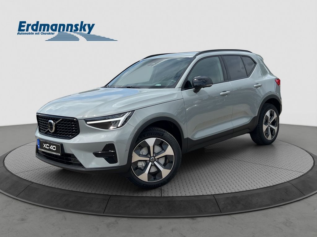Bild des Angebotes Volvo XC40 B3 Plus Dark Ganzjahresreifen / 360 Grad