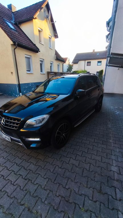Bild des Angebotes Mercedes-Benz ML 250 BlueTEC 4MATIC AMG Line