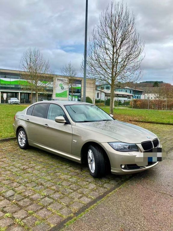 Bild des Angebotes BMW 325i xDrive Edition "Berline" Sportausführung