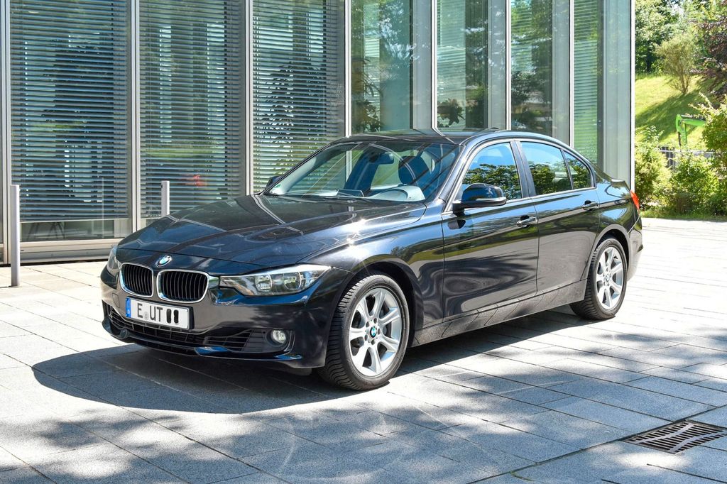 Bild des Angebotes BMW 335i -