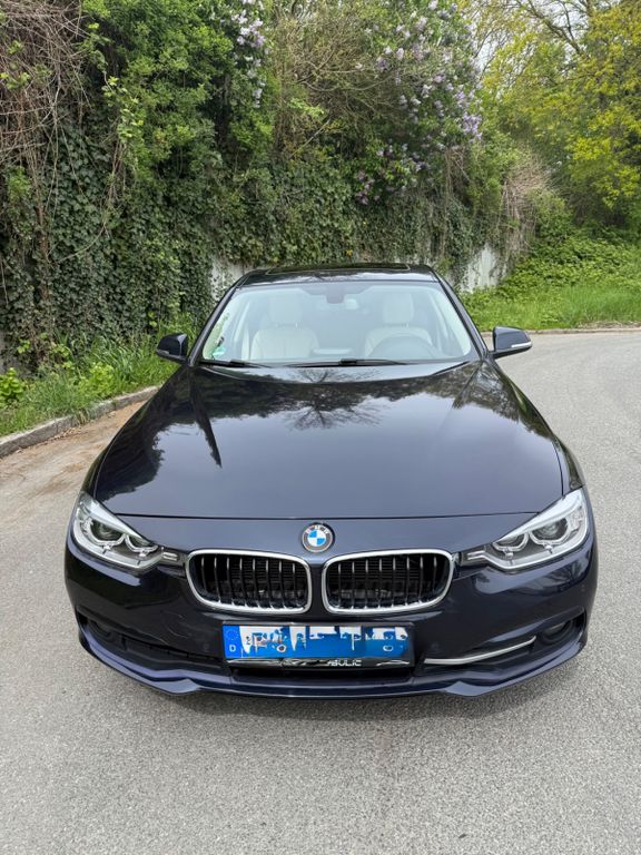 Bild des Angebotes BMW 320i xDrive Advantage Advantage