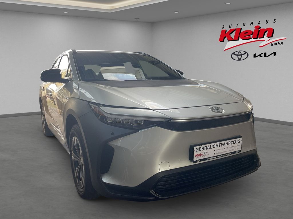 Bild des Angebotes Toyota bz4X Teamplayer BEV 150kWh Navi 360 Kamera LED E