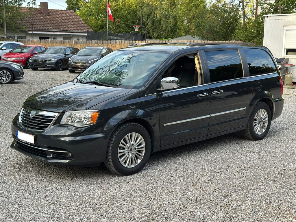 Bild des Angebotes Lancia Voyager Gold #Aut. #7.Seats #Navi #2011