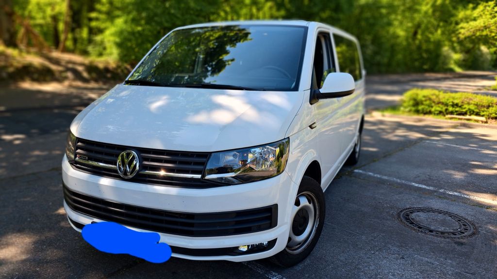 Bild des Angebotes Volkswagen T6 KOMBI  STANDHEIZUNG PDC 5-SITZER