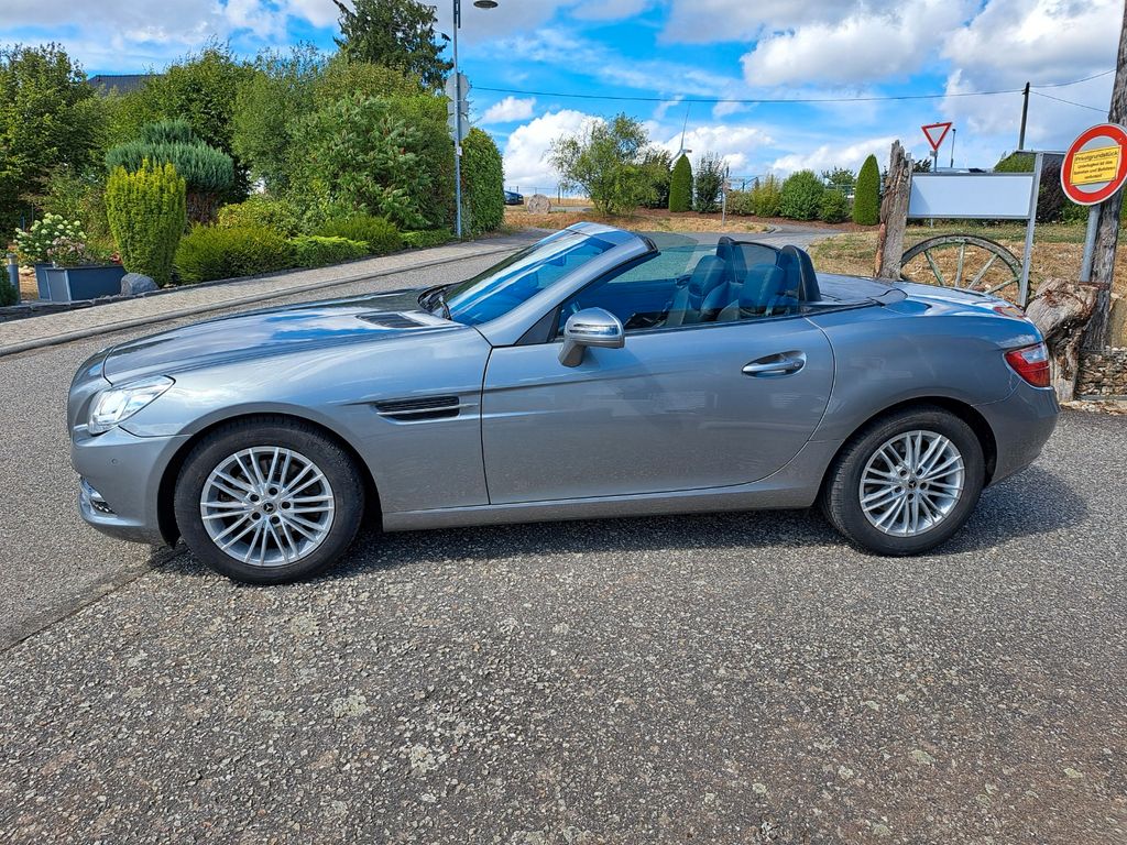 Bild des Angebotes Mercedes-Benz SLK 200 Roadster 7 G-Tronik Klima Airscarf Navi