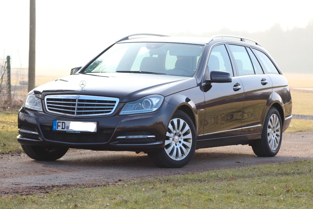 Bild des Angebotes Mercedes-Benz 220 CDI guter Zustand