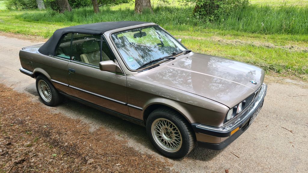 Bild des Angebotes BMW 325i Cabrio VFL Chrom H-Kennzeichen Oldtimer