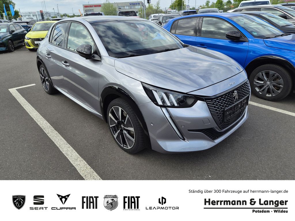 Bild des Angebotes Peugeot e-208 GT Pack 136 SOH 93,5% 11kw OBC Glasdach Al