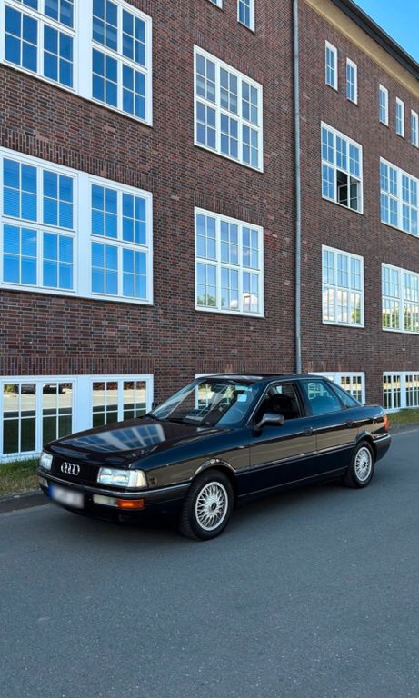 Audi 90