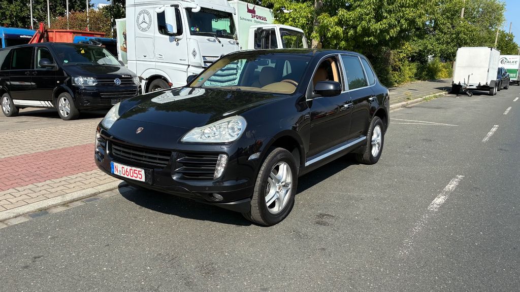 Bild des Angebotes Porsche Cayenne Basis