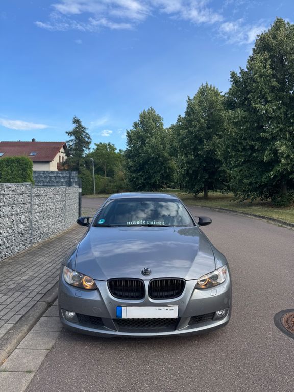 Bild des Angebotes BMW 325i Coupé -