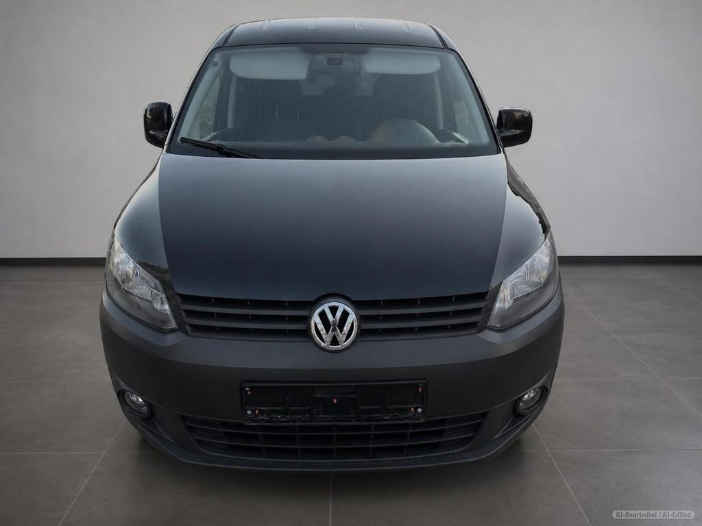 Bild des Angebotes Volkswagen Caddy Maxi behindertengerecht / Rampe