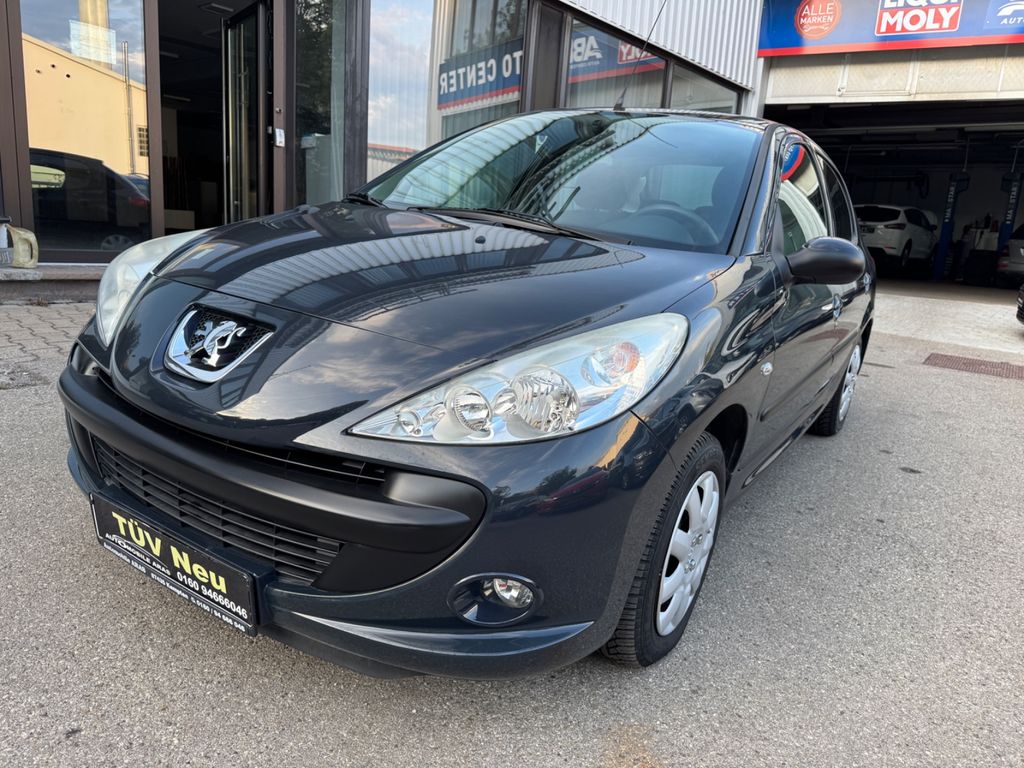 Bild des Angebotes Peugeot 206 + Basis 1,4 Tüvneu 1hand 5-türig Klima