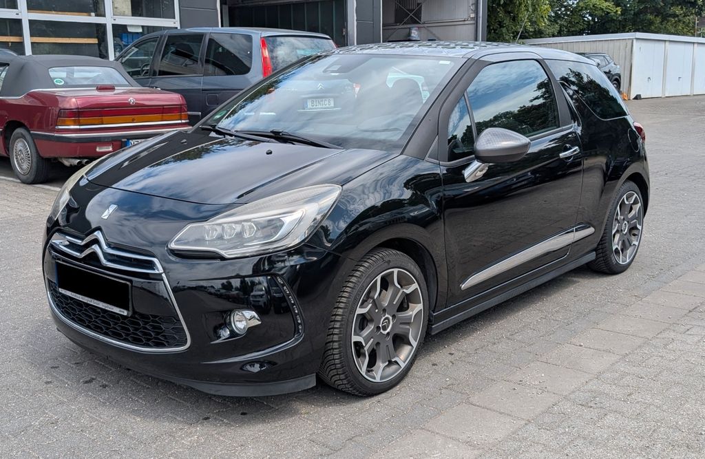 Bild des Angebotes Citroën DS3 THP 155 SPORT CHIC *TÜV NEU + SCHECKHEFT*