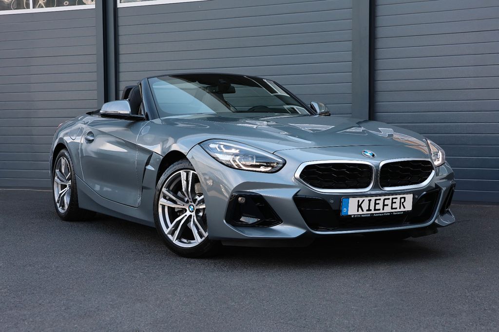 Bild des Angebotes BMW Z4 sDrive30i M/HUD/APPLE/SHZ/LHZ/TOTW/KAMERA/R18