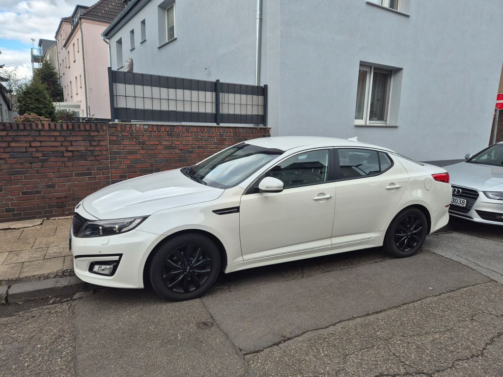 Kia Optima 2.0 CVVL Attract Attract