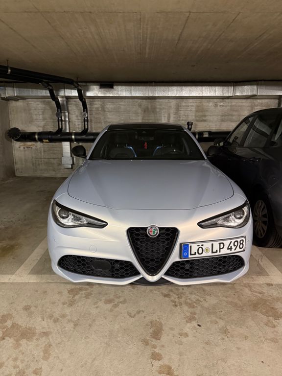 Bild des Angebotes Alfa Romeo Giulia 2.0 Turbo 16V 206kW AT8-Q4 Veloce