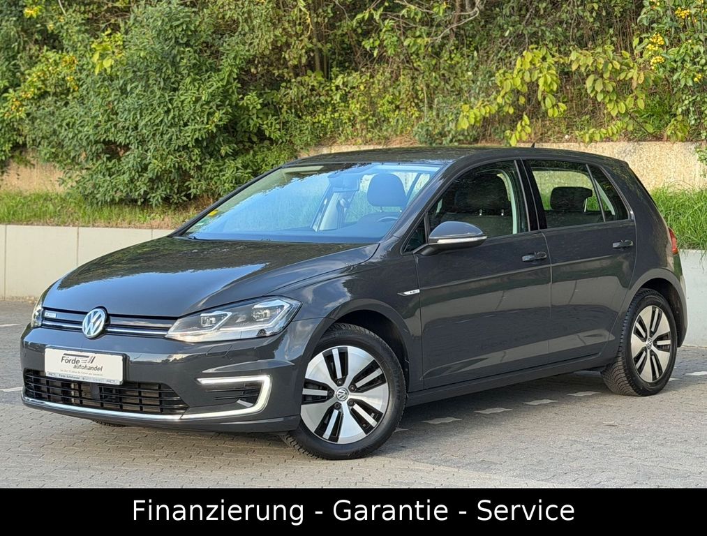 Volkswagen Golf VII Lim. e-Golf/LED/2HAND/WENIG KM/CARPLAY