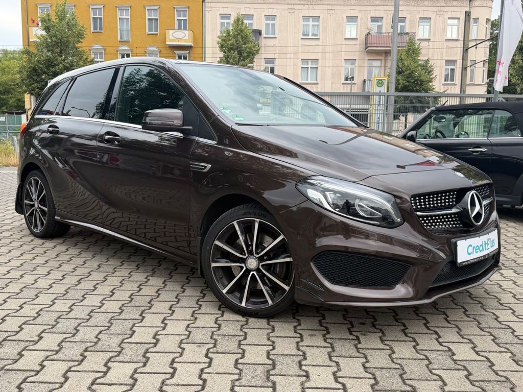 Bild des Angebotes Mercedes-Benz B 220 AMG / PANORAMASD/ H&K/ CARBON/ TEMPOMAT