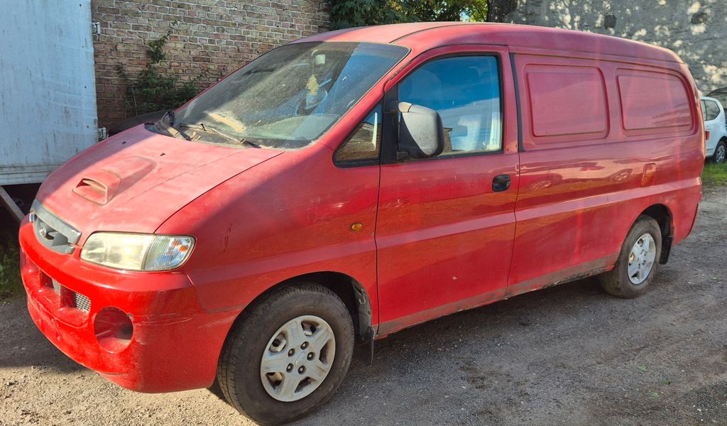 Hyundai H-1