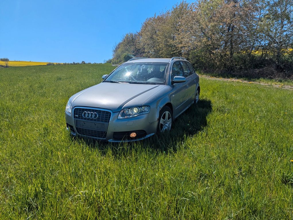 Bild des Angebotes Audi A4 1.8T quattro S line gut ausgestattet