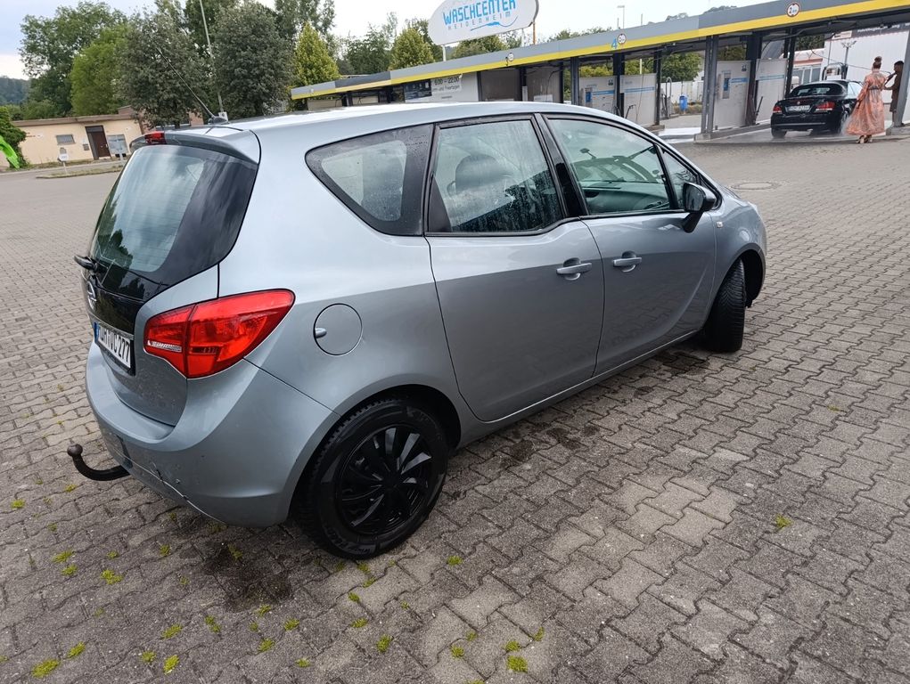 Bild des Angebotes Opel Meriva 1.4 Design Edition 74kW Design Edition