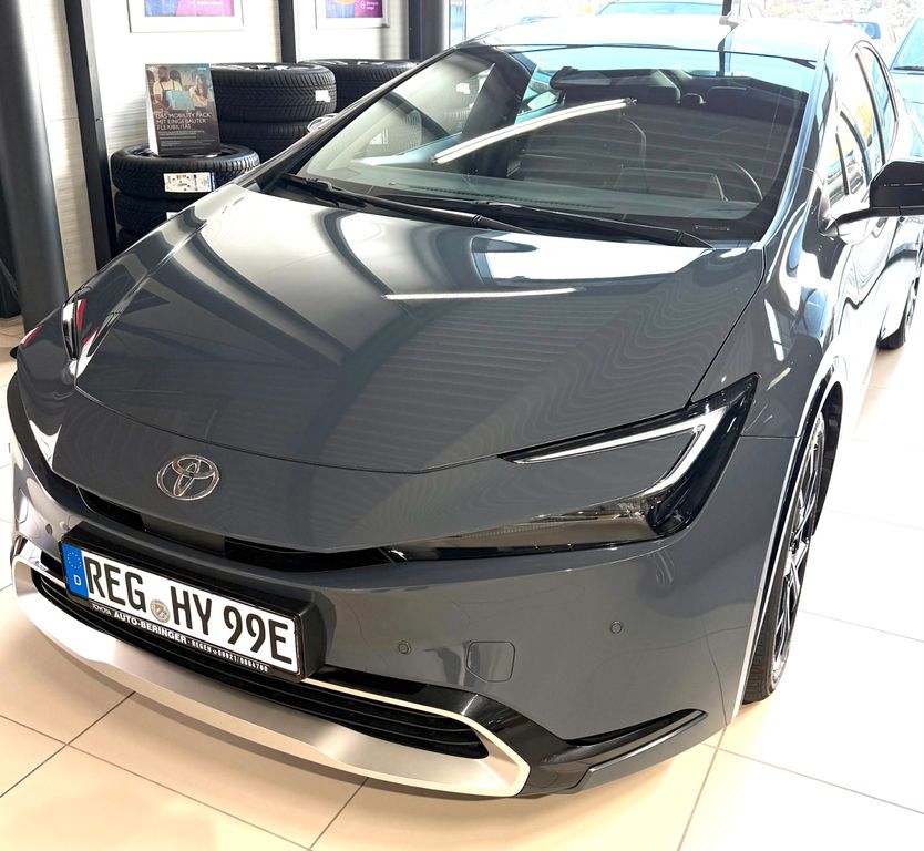 Toyota Prius Plug-in Hybrid Executive