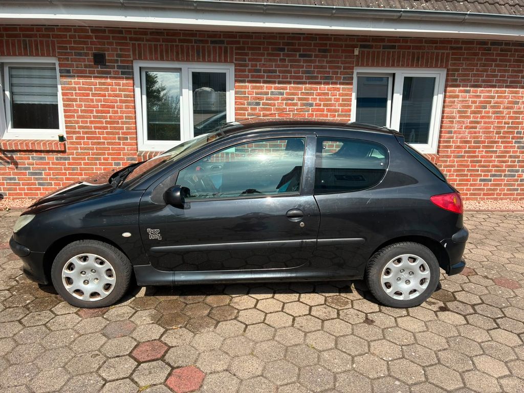 Bild des Angebotes Peugeot 206 | TÜV | Bluetooth/Display