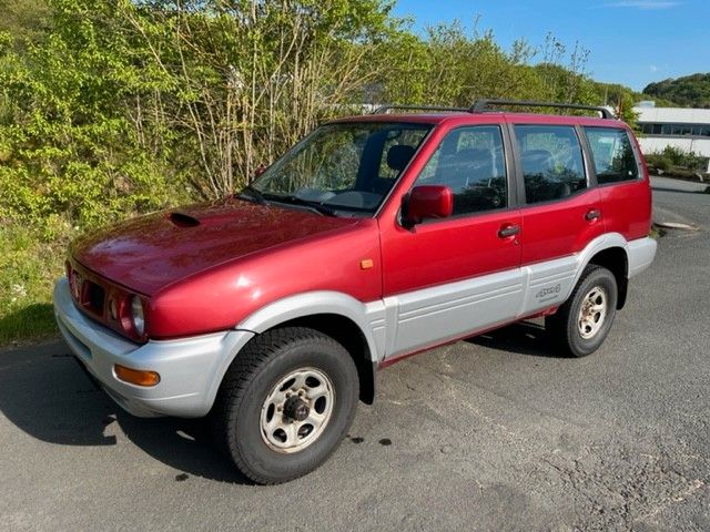 Bild des Angebotes Nissan Terrano 2,7 Diesel - 7 Sitzer & AHK