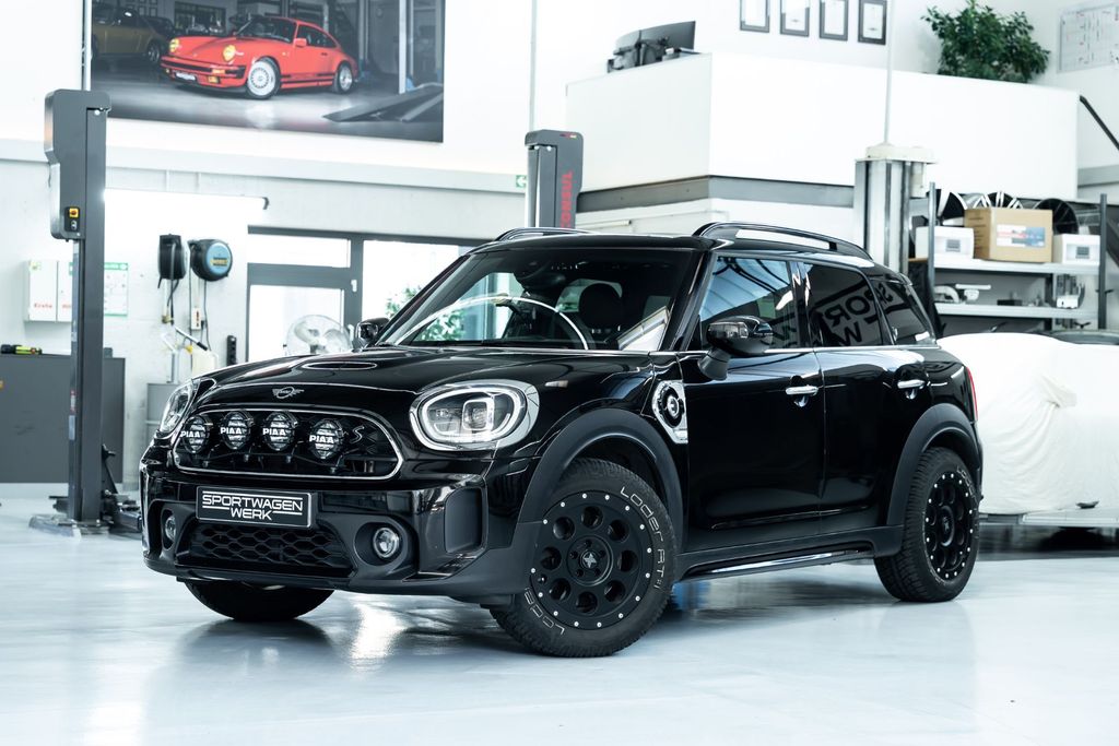 Bild des Angebotes MINI Cooper SE Countryman ALL4| X-raid| AHK| Panorama
