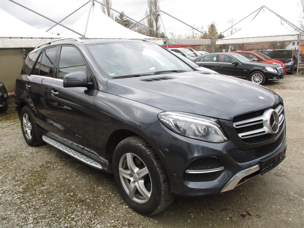 Bild des Angebotes Mercedes-Benz GLE 250 d 4Matic Navi LED schwenk AHK Parktronik