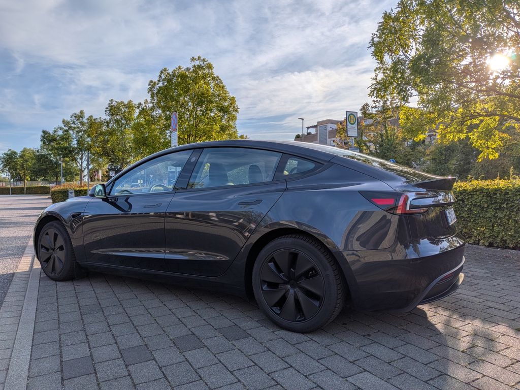 Bild des Angebotes Tesla Model 3 HIGHLAND SR - Premium, Neuwagenzustand