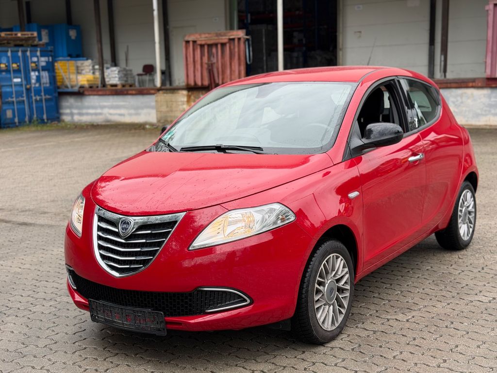 Lancia Ypsilon*Gold*32.000KM*Automatik*Klima*5Türig*EU5