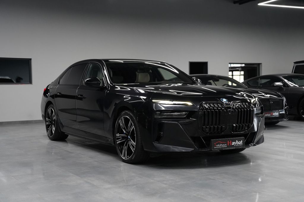 Bild des Angebotes BMW 750e xDrive M Sport Pro-Sky Pano-B&W-ACC-AHK-21