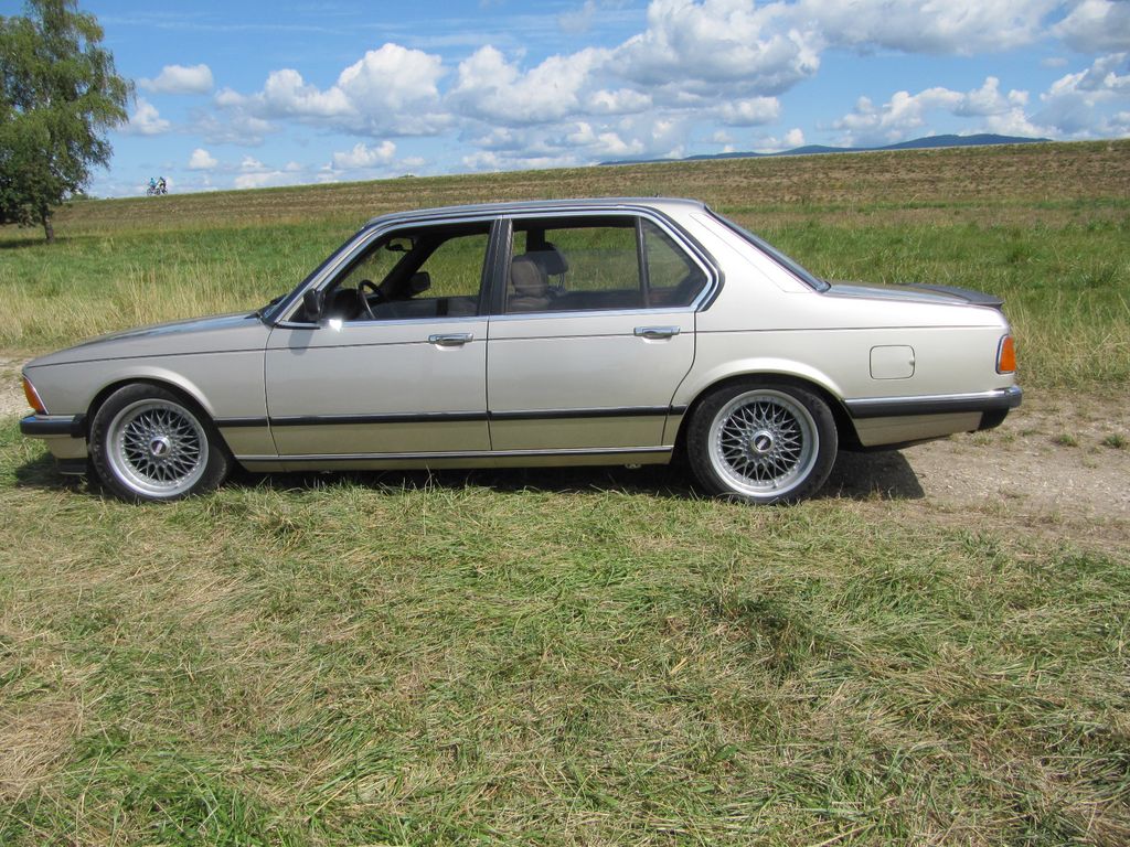 Bild des Angebotes BMW 735