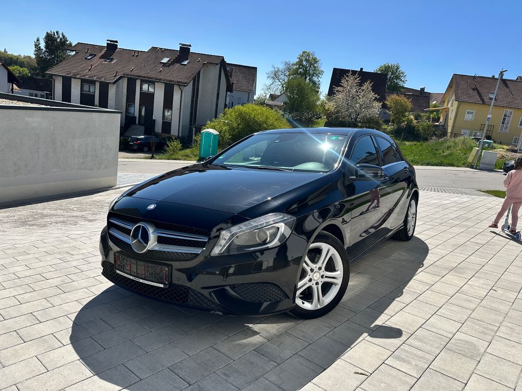 Bild des Angebotes Mercedes-Benz A 220