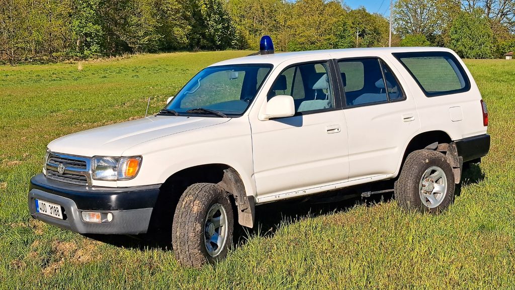 Bild des Angebotes Toyota 4-Runner UNITED NATIONS SPEZIAL