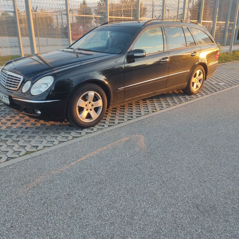 Bild des Angebotes Mercedes-Benz 220