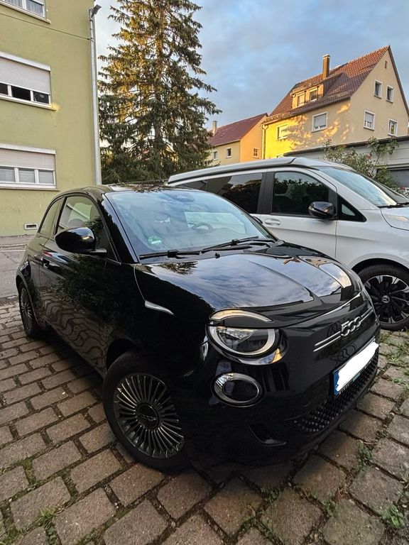 Bild des Angebotes Fiat 500 Icon Limousine 42 kWh Icon