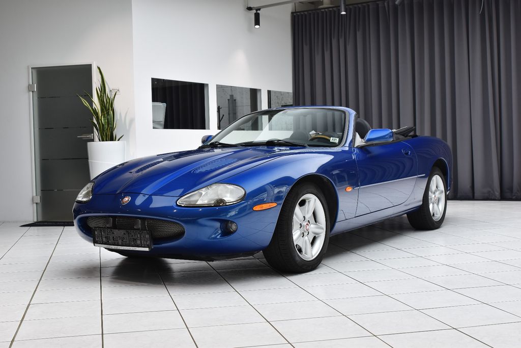 Bild des Angebotes Jaguar XKR Cabrio *Inspektion neu* HU Neu*